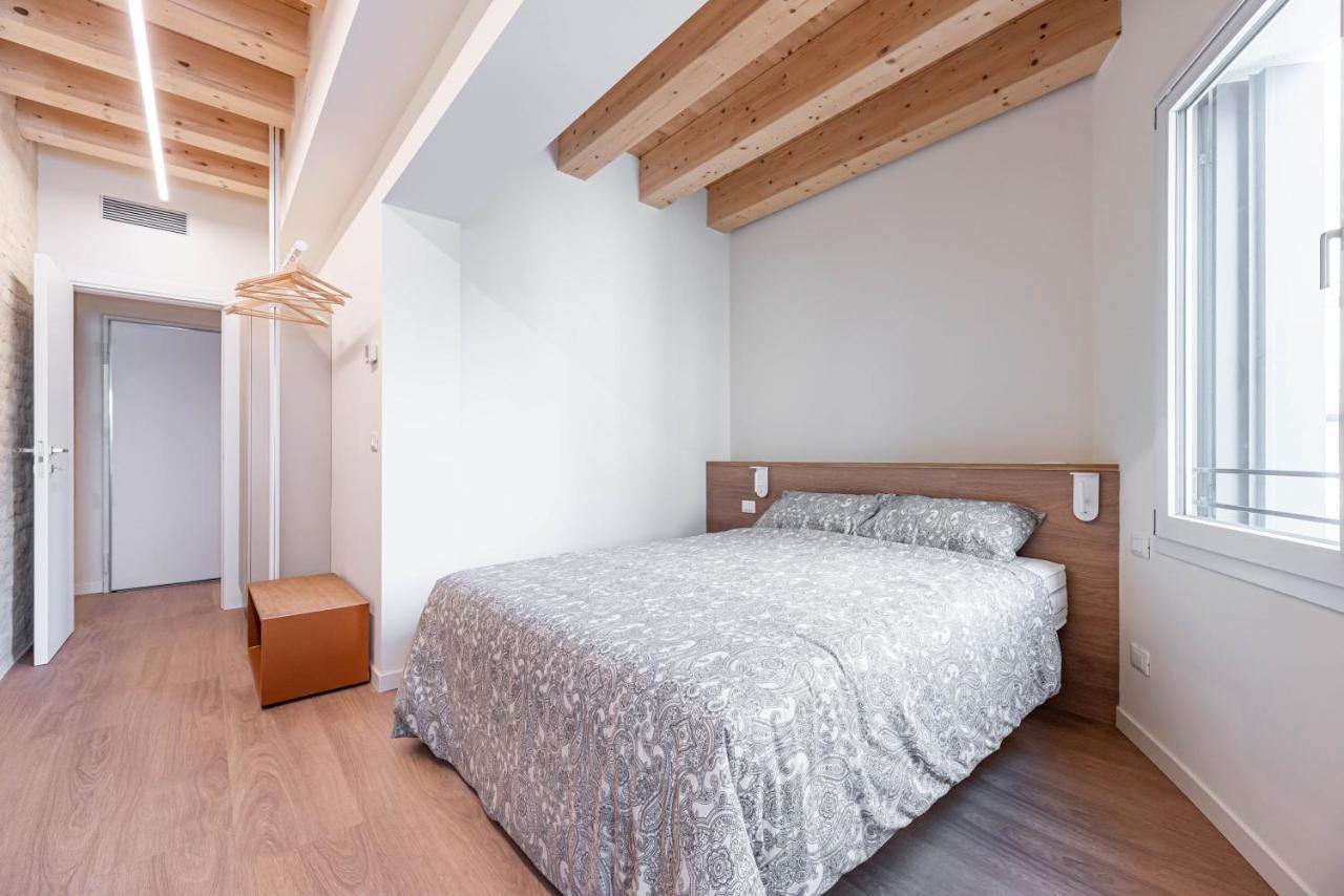Palazzo '900 Design Flats - Il Poeta * Padova